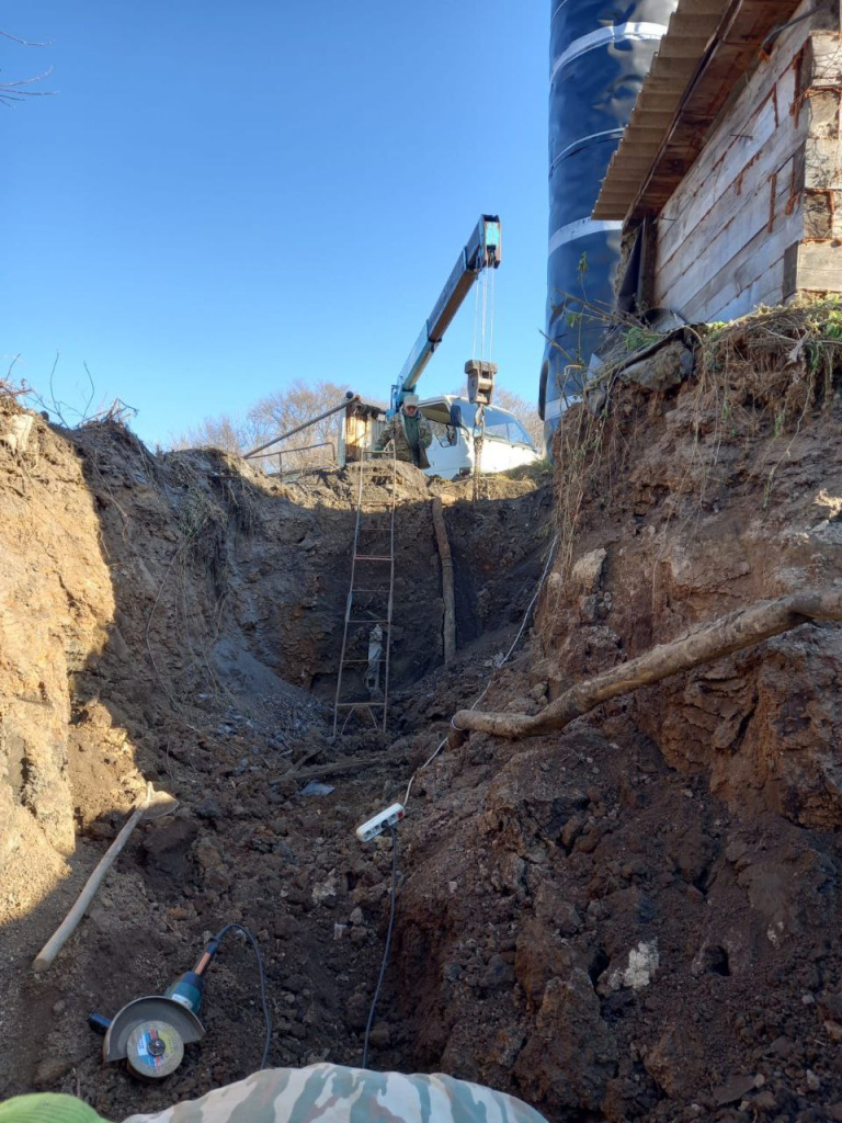 photo_5328238519799369735_y (1).jpg